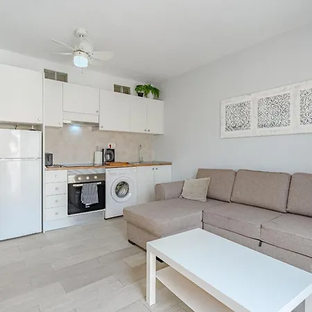 Lovely 1 Bed In K101 *